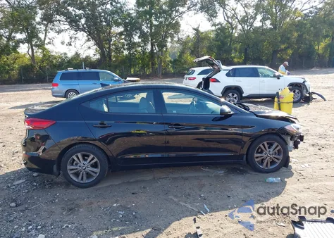 2018 Hyundai Elantra Sel z USA, uszkodzony, nr VIN 5NPD84LF7JH362753